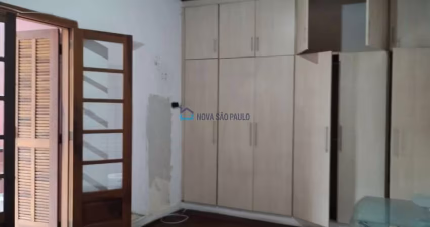 Prédio Residencial  / Cambuci