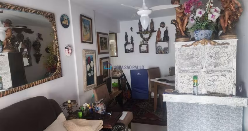Apartamento com 2 dormitórios no Jardim Celeste