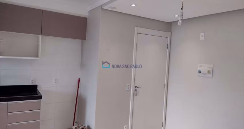 Apartamento Decorado 2 Dormitórios e 2 Vagas