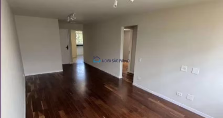 Apartamento Vila Mariana, 2 dormitorios, 600 metros do Parque da Aclimação