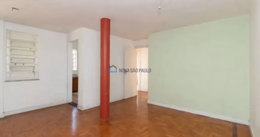 Apartamento para venda com 2 quartos na Av. Bernardino de Campos, 140 - Paraísono Paraíso