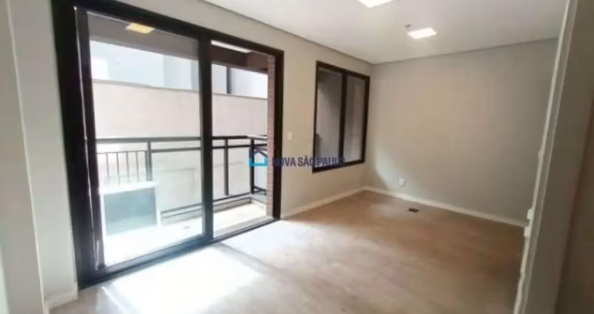Casa comercial com 2 salas à venda na Rua Apeninos, --, Aclimação, São Paulo