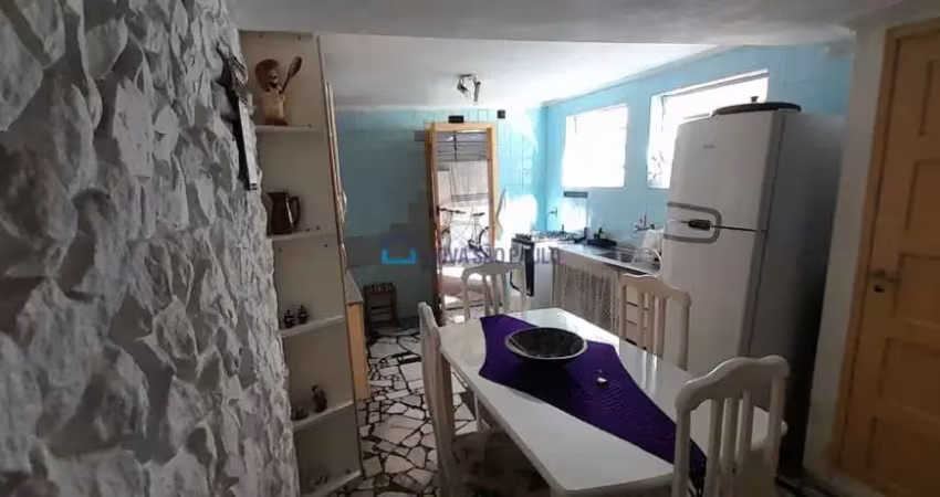 Sobrado de 4 dormitórios na Saúde
