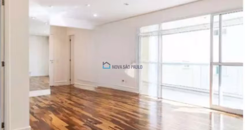 Apartamento com 3 suítes, 2 vagas, 123m². próximo ao metrô saúde !