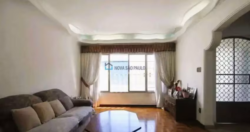 Sobrado a venda no Ipiranga ,3 dormitórios (3suítes) ,6 banheiros ,3 vagas 350m²