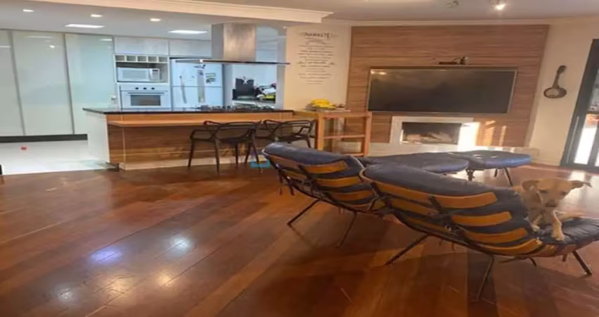 Apartamento a venda em Moema Pássaros . 4 dormitórios (1 suíte) . 4 banheiros . 2 vagas . 148 m2