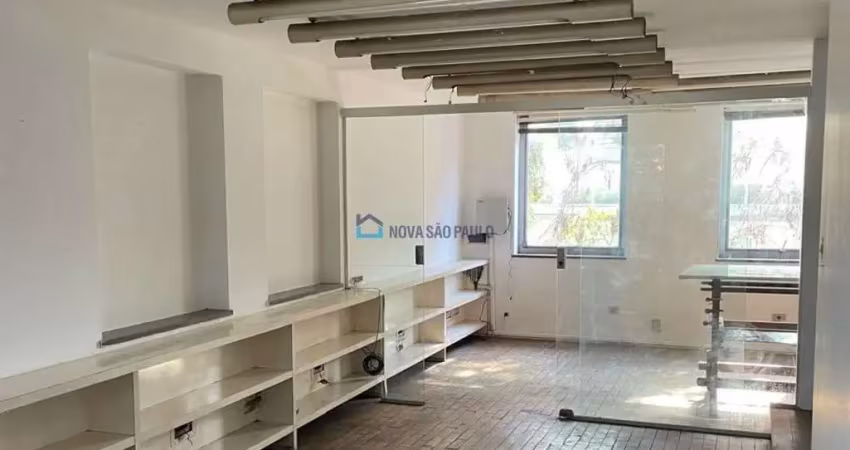 Casa à venda na Rua Gandavo, --, Vila Clementino, São Paulo