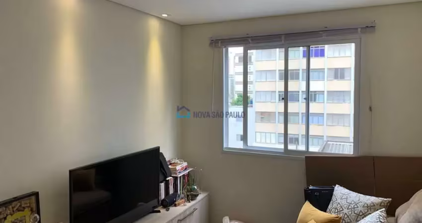 Apartamento mobiliado ao lado de shopping center na frei caneca!
