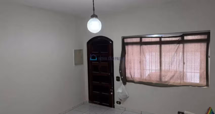 Sobrado com 03 dormitórios, 01 suíte -  próximo metro jabaquara