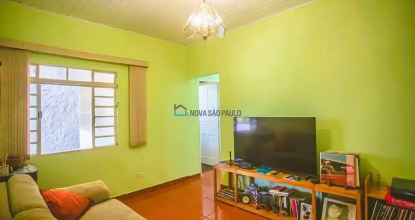 Casa térrea a venda na saúde . 3 dormitórios . 3 banheiros . 1 vaga
