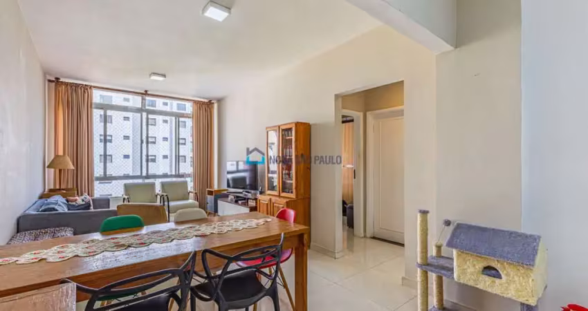 Apartamento reformado, 2 quartos, 2 banheiros à venda em moema.