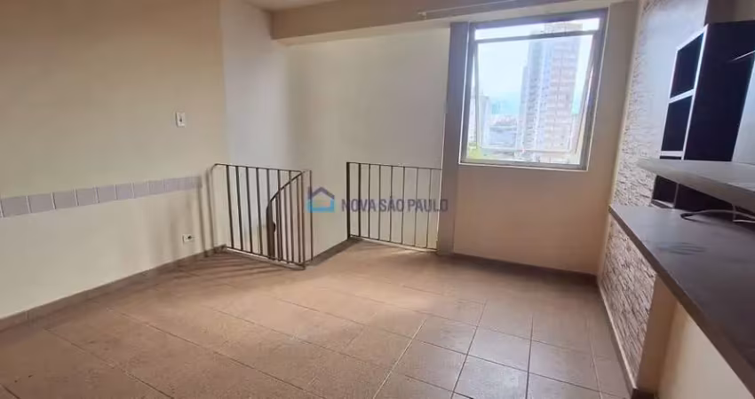 Duplex de 42m² com 1 dormitório na bela vista, com vaga e banheira