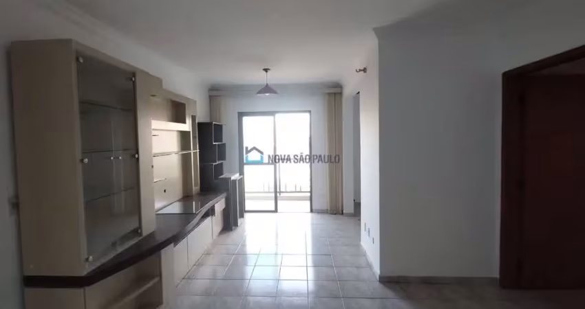 Apartamento à venda, 89m² na saúde com 2 dormitórios, 1 suíte e 2 vagas.