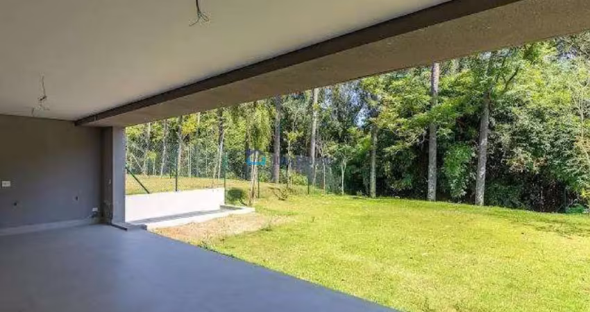 Casa em condomínio de alto padrão, à venda, com 838 m², 4 quartos, 6 vagas, na chácara santo antônio