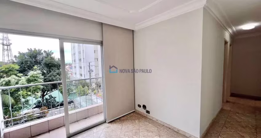 Apartamento à venda na saúde, 03 dormitórios, 01 vaga, rua plana ao lado metrô
