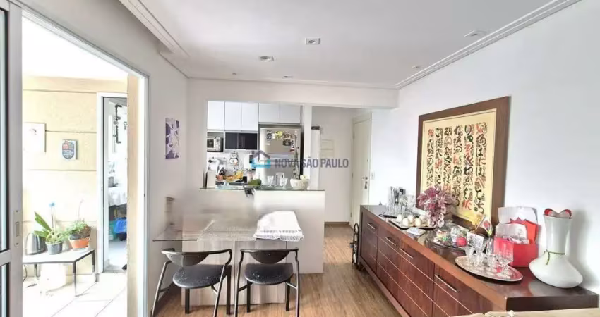 Apartamento à venda na saúde, 65m² com sacada gourmet.