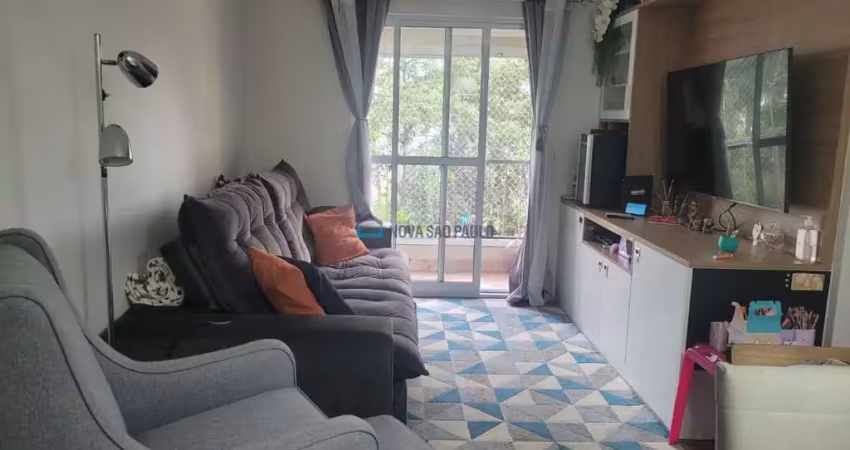 Apartamento com 03 dormitórios na região da vila mascote.