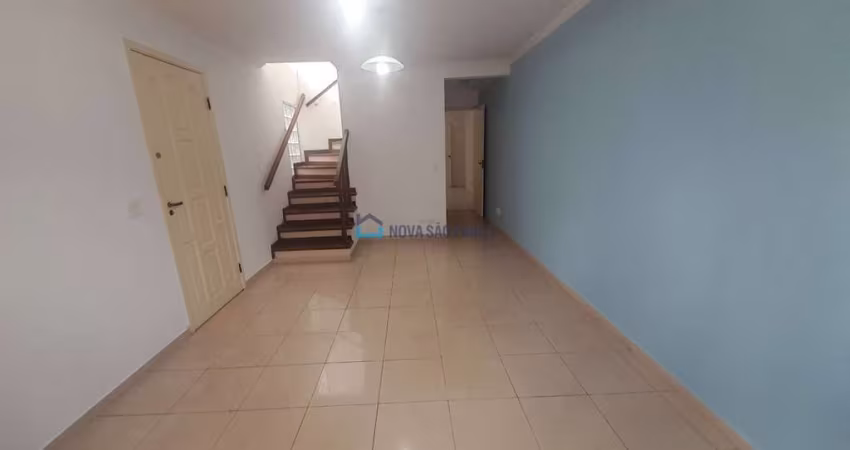 Casa à venda na sáude 3 dormitórios, 5 vagas, próximo ao metrô saúde