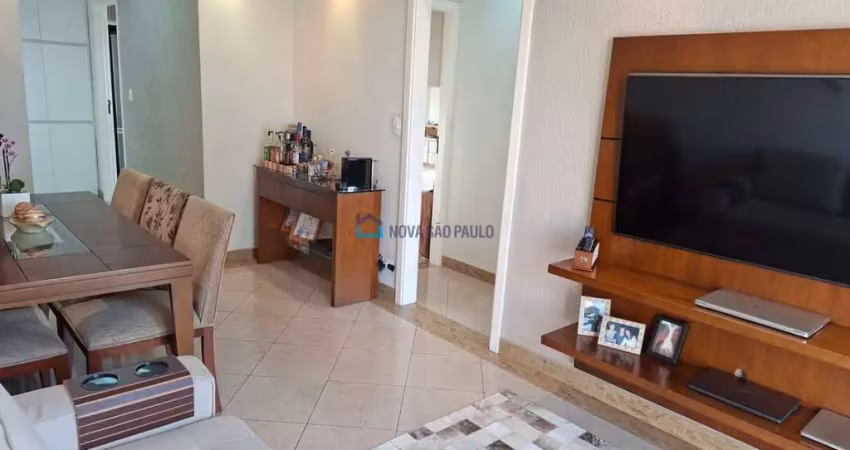 Apartamento a venda na saúde . 02 dormitórios . 1 vaga