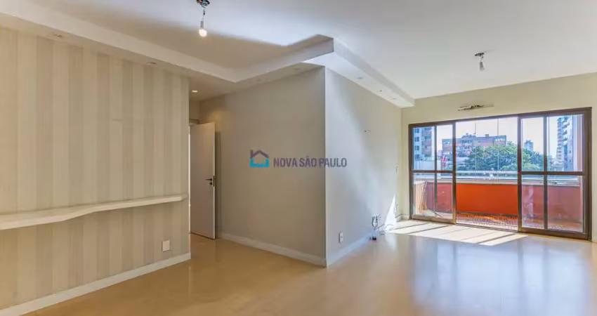 Apartamento com 3 quartos, 1 suíte, 2 vagas, à venda na vila clementino