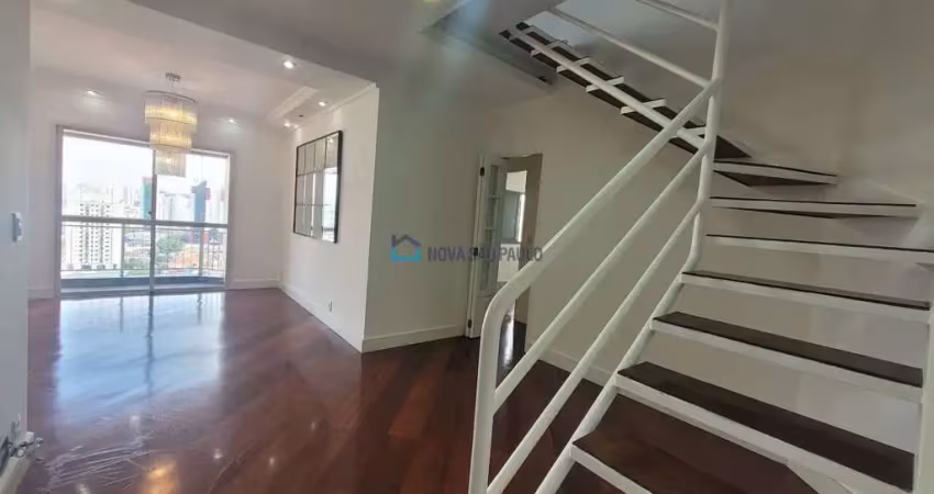 Cobertura duplex na saúde, próximo ao metrô são judas.