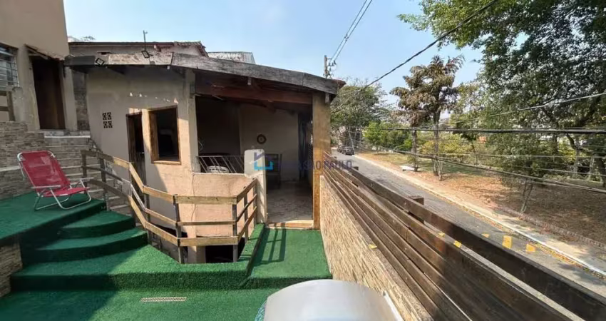 2 sobrados proximo ao metro jabaquara, edicula nos fundos