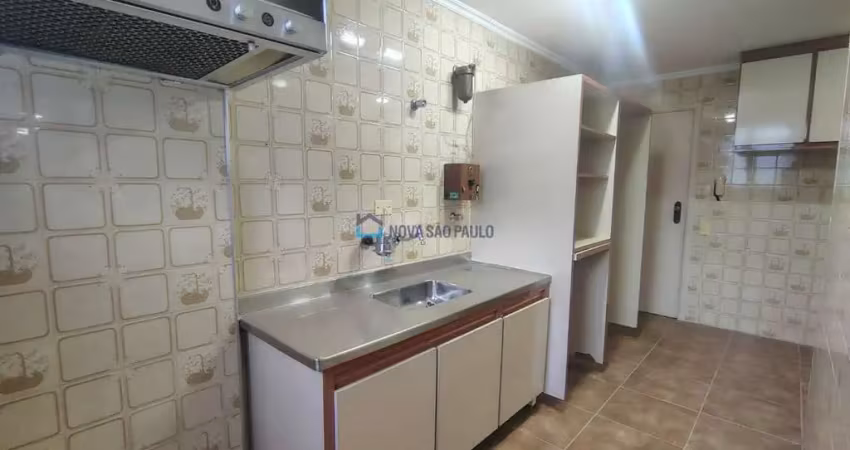 Apartamento com 3 quartos à venda na Rua Maestro Cardim, --, Liberdade, São Paulo