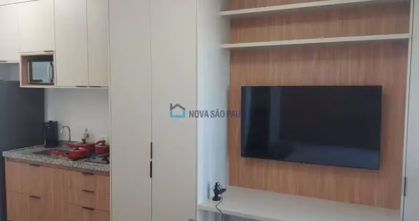 Studio mobiliado na vila mariana, a 400 metros do metrô santa cruz. e escola paulista de medicina !
