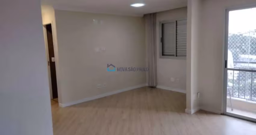 Apartamento com 02 dormitórios localizado na região do jabaquara