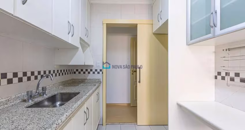 Apartamento com 3 quartos à venda na Rua Itapiru, --, Saúde, São Paulo