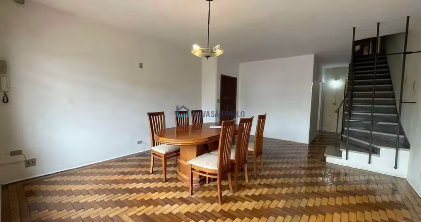 Sobrado mirandópolis, 4 dormitórios, 1 suíte e 2 vagas a 300m do metrô praça da árvore.