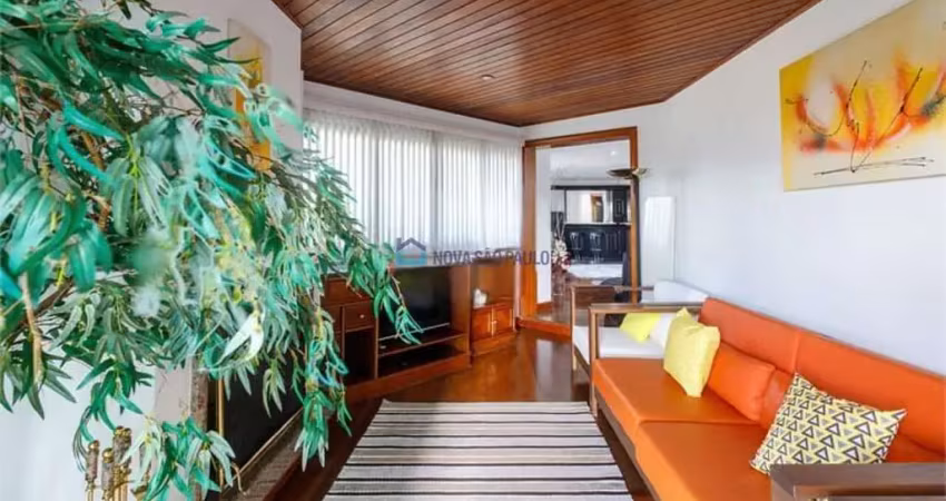 Apartamento 4 dormitórios, 2 suítes 1 por andar  aclimação