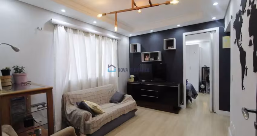 Apartamento no cambuci/aclimação 1 dormitório, 36m², garagem, andar alto.