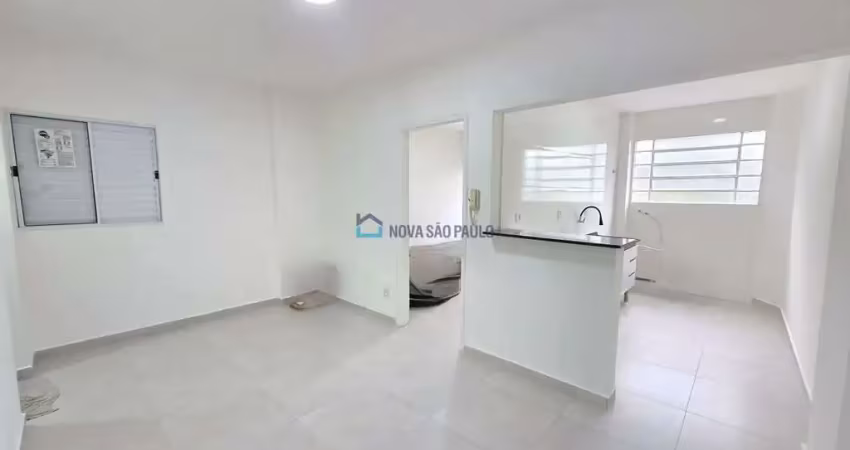 Apartamento de 43m, 1 dormitório a venda ao lado do metrô saúde.