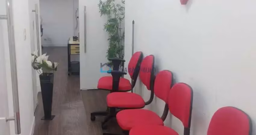 Situado na avenida brigadeiro luís antônio, prox. estação japão - liberdade