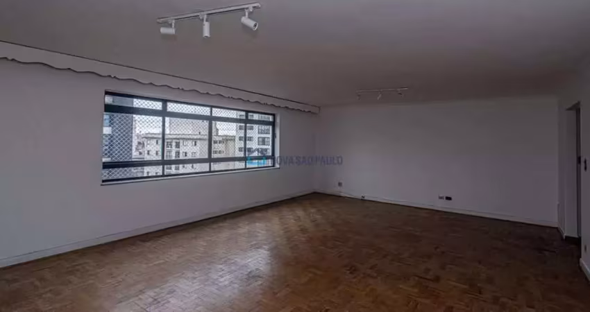 Apartamento com 232m² - 3 quartos - 3 vagas - proximo ao pq.da  aclimação