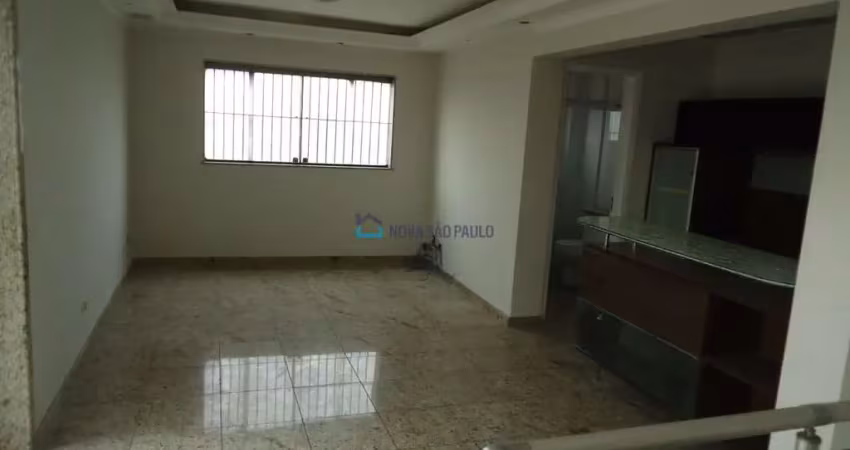 Cobertura duplex com lazer privativo e 4 vagas na garagem