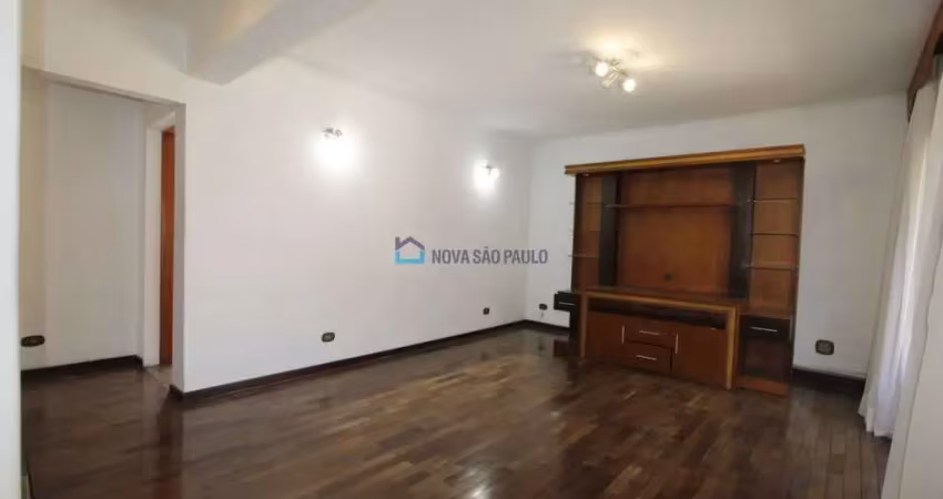Casa 245m², 3 dormitórios sendo 1 suíte, 6 vagas, cidade vargas.