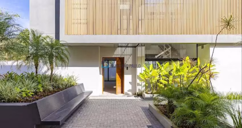 Casa de alto padrão, à venda, com 4 quartos, 4 suítes, 12 vagas, no jardim dos estados.