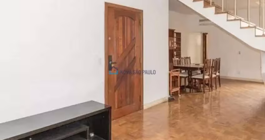 Casa com 3 quartos à venda na Rua Bryaxis, --, Itaim Bibi, São Paulo