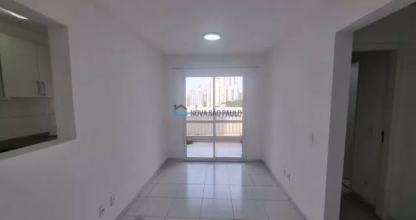 Apartamento a venda 2 dorms (1 suíte) e 1 vaga | perto do metrô praça da árvore