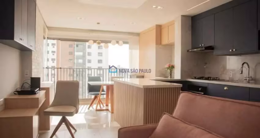 Apartamento 2 quartos com suíte e varanda fechada na vila da saúde