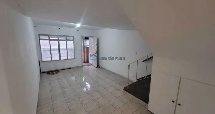 Sobrado a venda  - 2 dormitórios - 1 vaga - prox. aeroporto de congonhas.