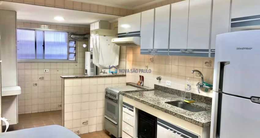 Apartamento 72m2 - Rua Loefgren , a 2 quadras da Av. Domingos de Morais - 2 dormitórios