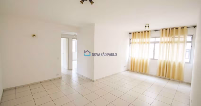 Apartamento 82m2, 2 dorms, 1vaga livre. 200m do Metrô Saúde
