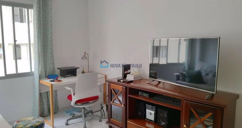 Apartamento de um dormitório no Cambuci