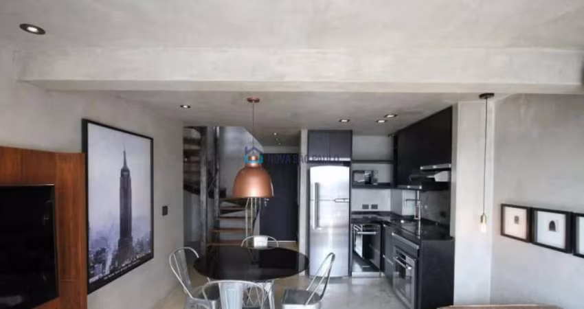 Apartamento Duplex  Mobiliado, Vila Mariana, 109m² 2 Suítes, 3 Vagas. Para investidor com renda.