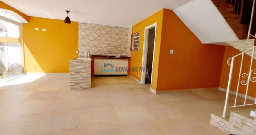 Casa Térrea Vila Monumento Com 4 Suítes e Piscina.