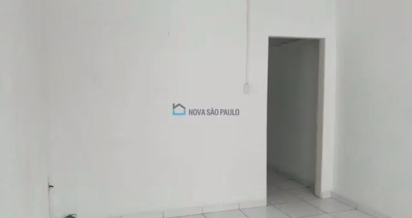 Casa comercial com 7 salas à venda na Rua Gravi, --, Saúde, São Paulo