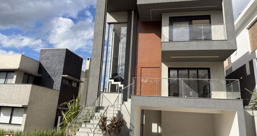 Casa de condomínio 3 dormitórios à venda no Bairro Condomínio Buena Vista com 235 m² de área privativa - 2 vagas de garagem